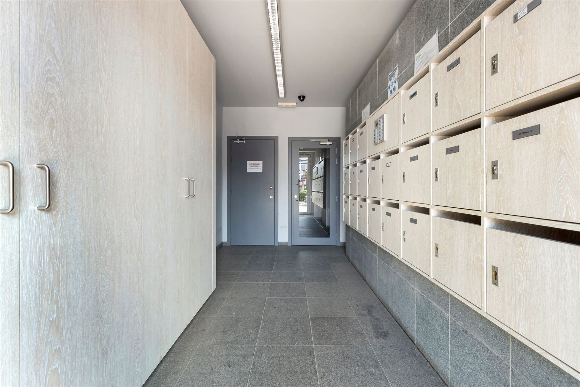 ZONNIGE STUDIO / VLAKBIJ ZEEDIJK foto 22