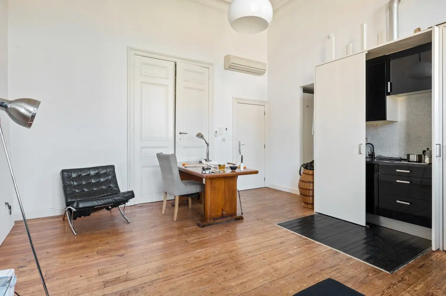 Prachtig en uniek vergunde opbrengsteigendom (BAR 6%) in historisch en gerenoveerd postgebouw te Antwerpen 2060 foto 16