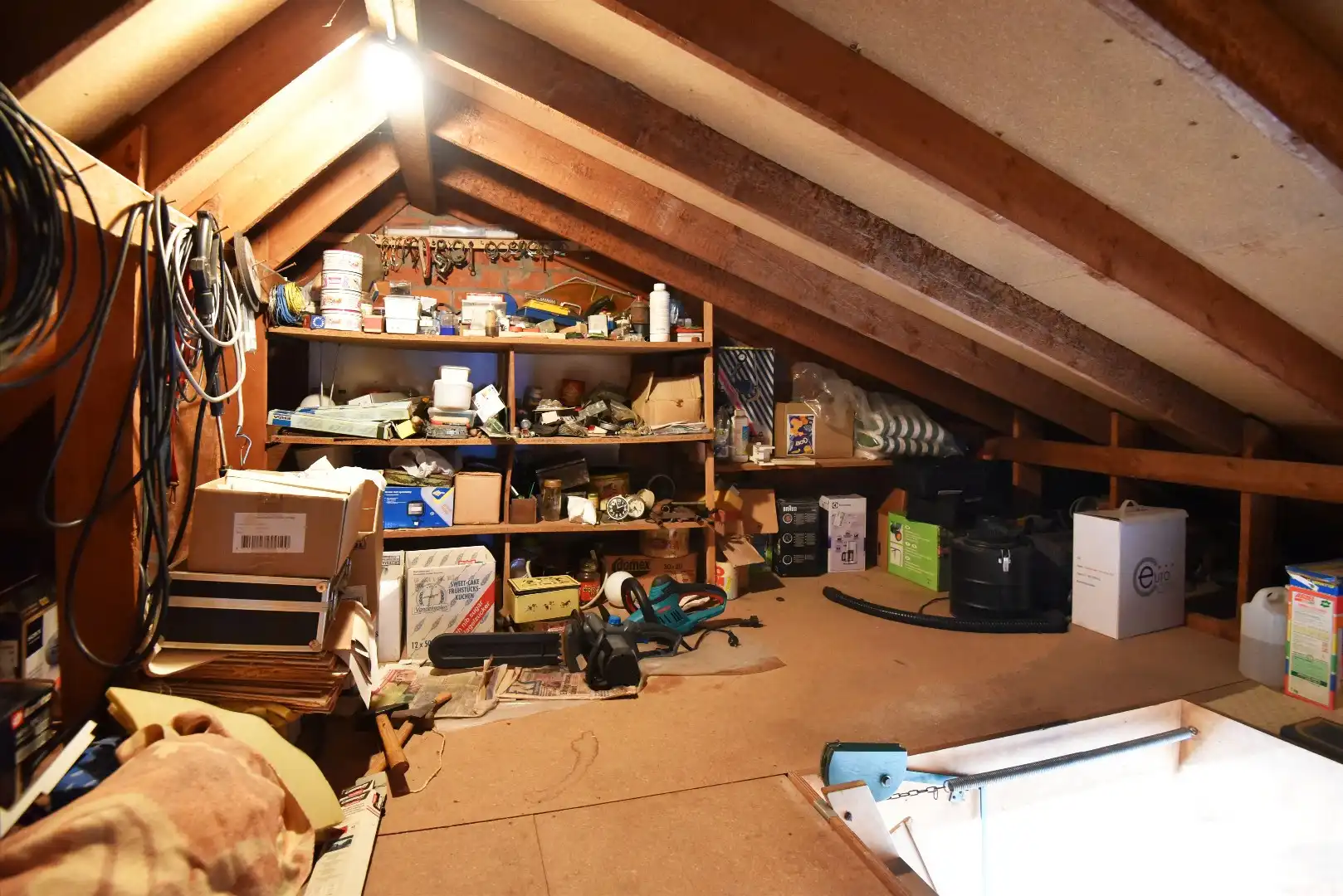 Grondig te renoveren woning  mooi gelegen te Adegem foto 14