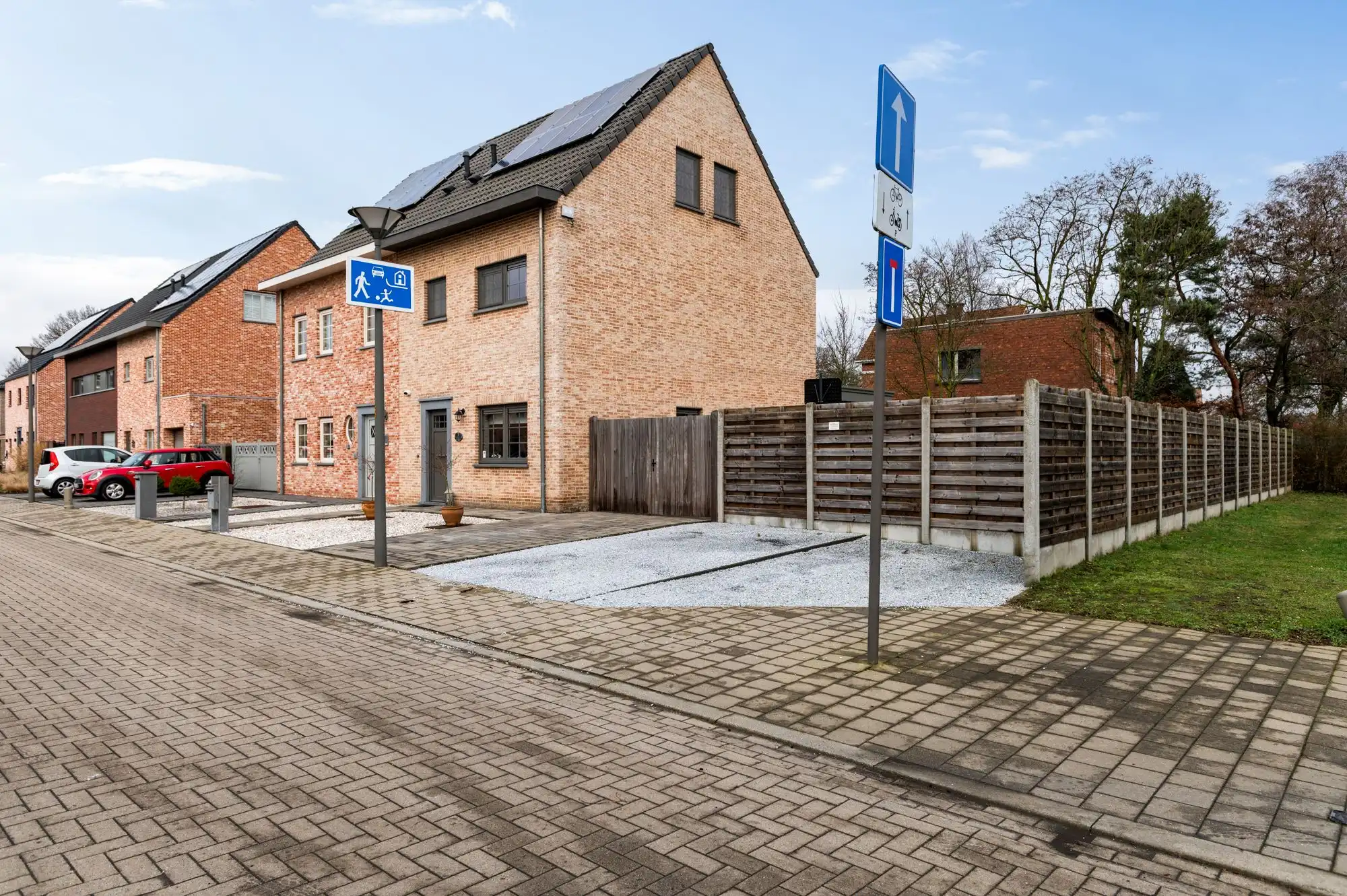 Energiezuinige gezinswoning in een toffe woonwijk in Ekeren! foto 25