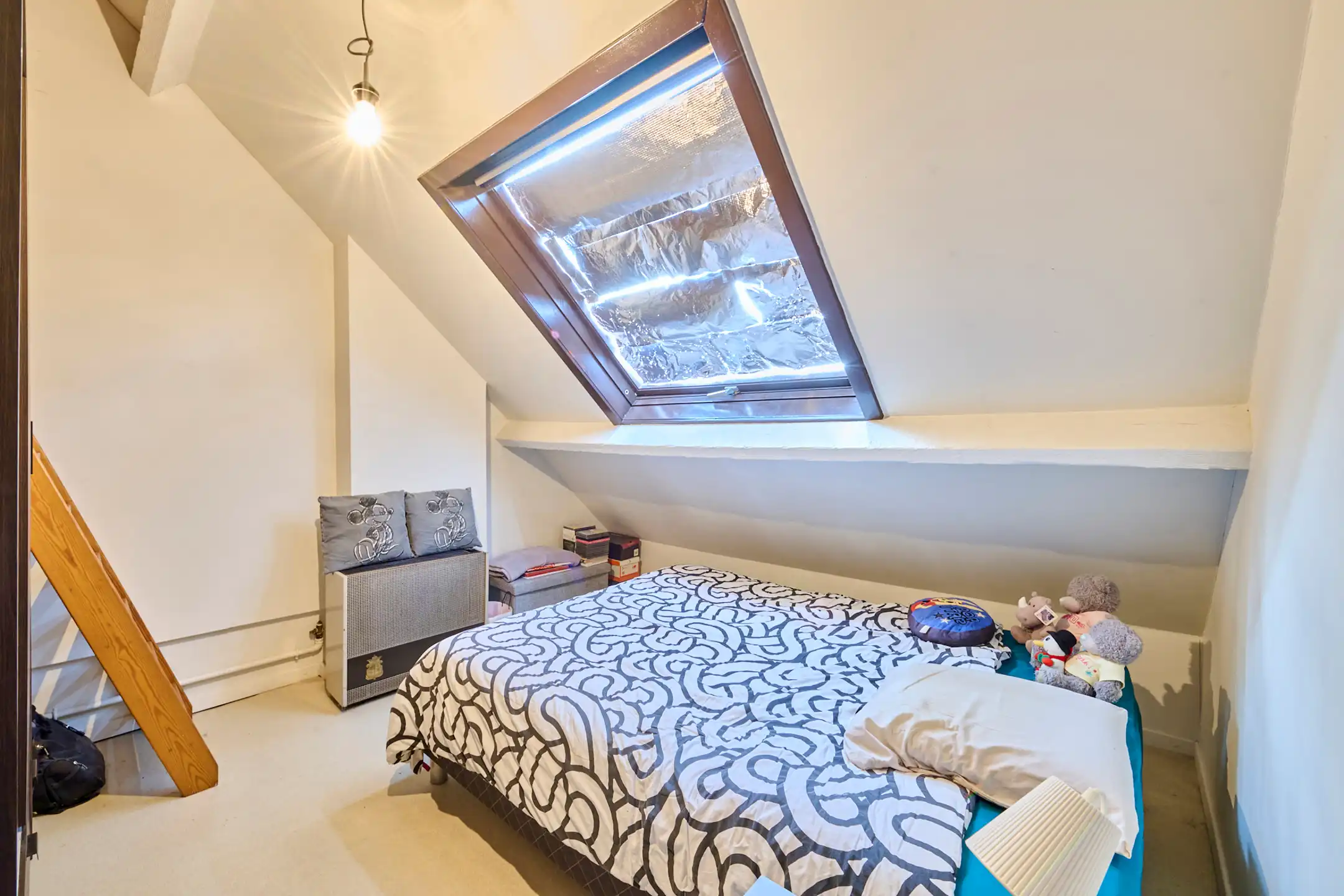 Ruim handelspand met bovenliggend appartement foto 25