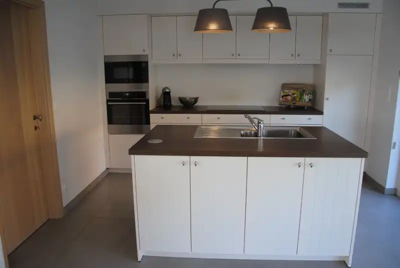 Recente hoekwoning te huur in rustige buurt nabij Anzegem foto 3