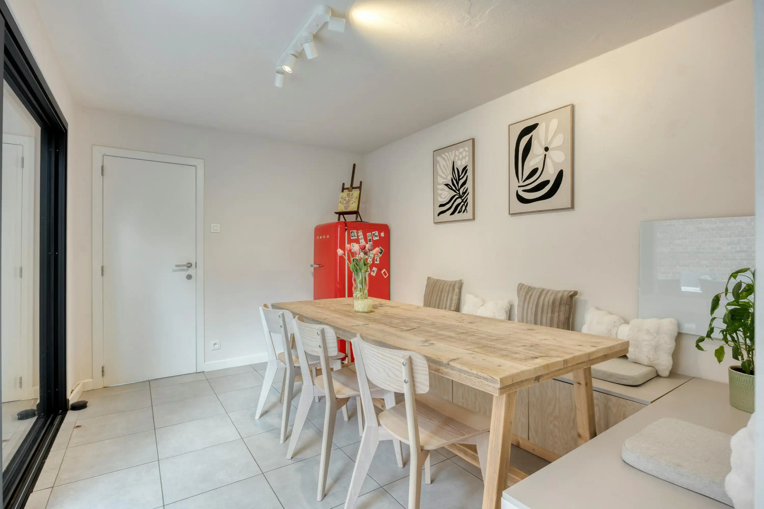 Charmante stadswoning met 5 slaapkamers en privéparkings foto 10
