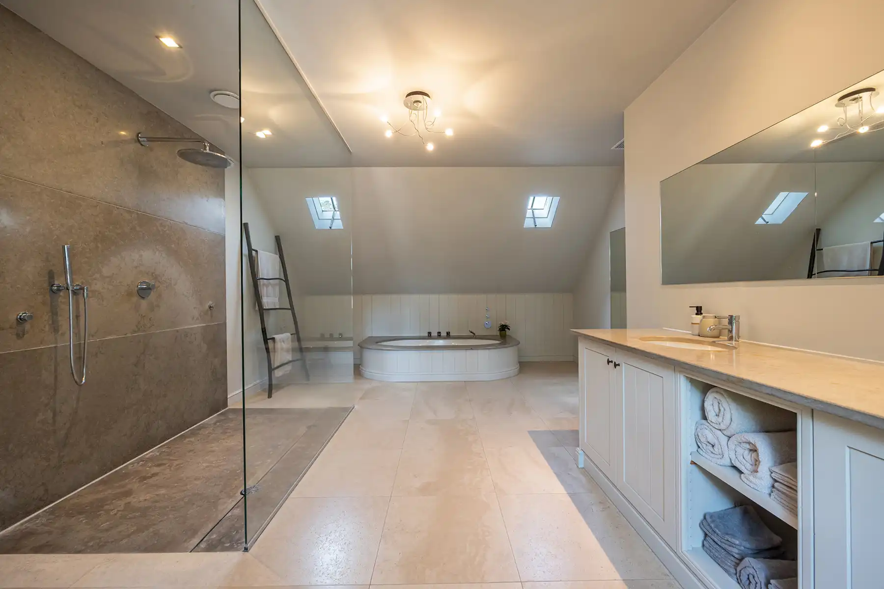 Instapklare villa op toplocatie aan het Zoerselbos foto 17