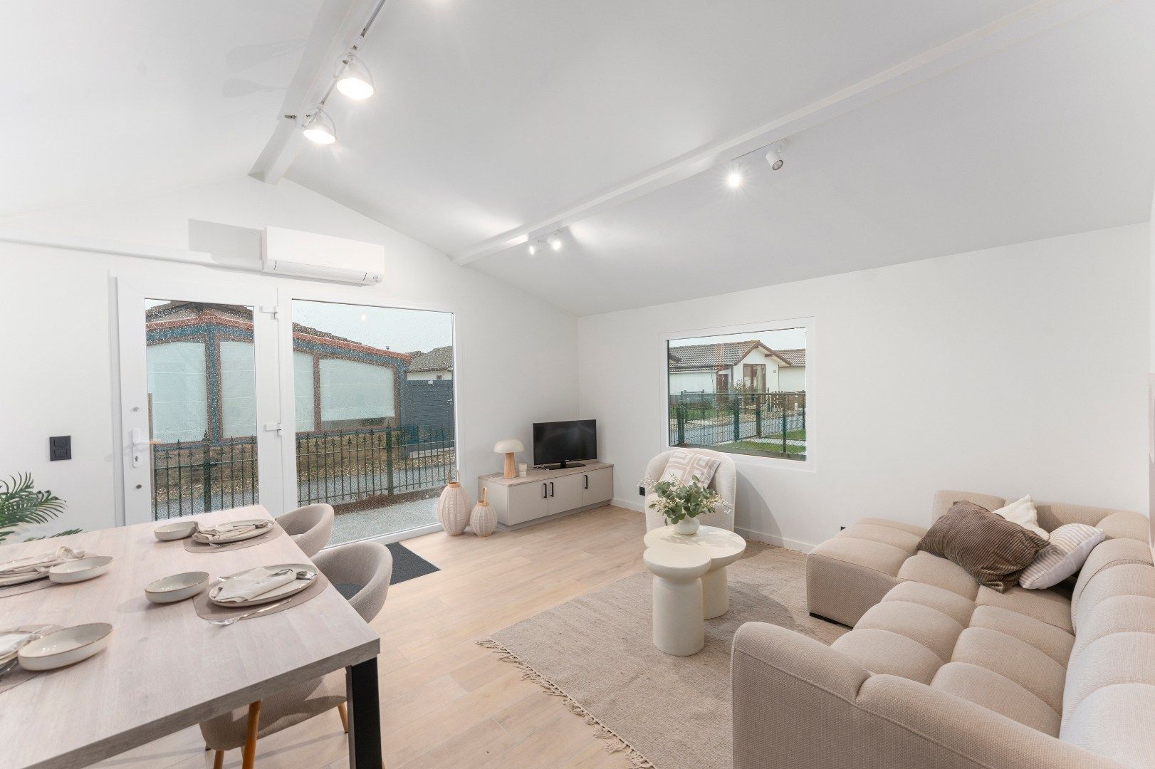 Luxe chalet vlakbij het strand foto 2