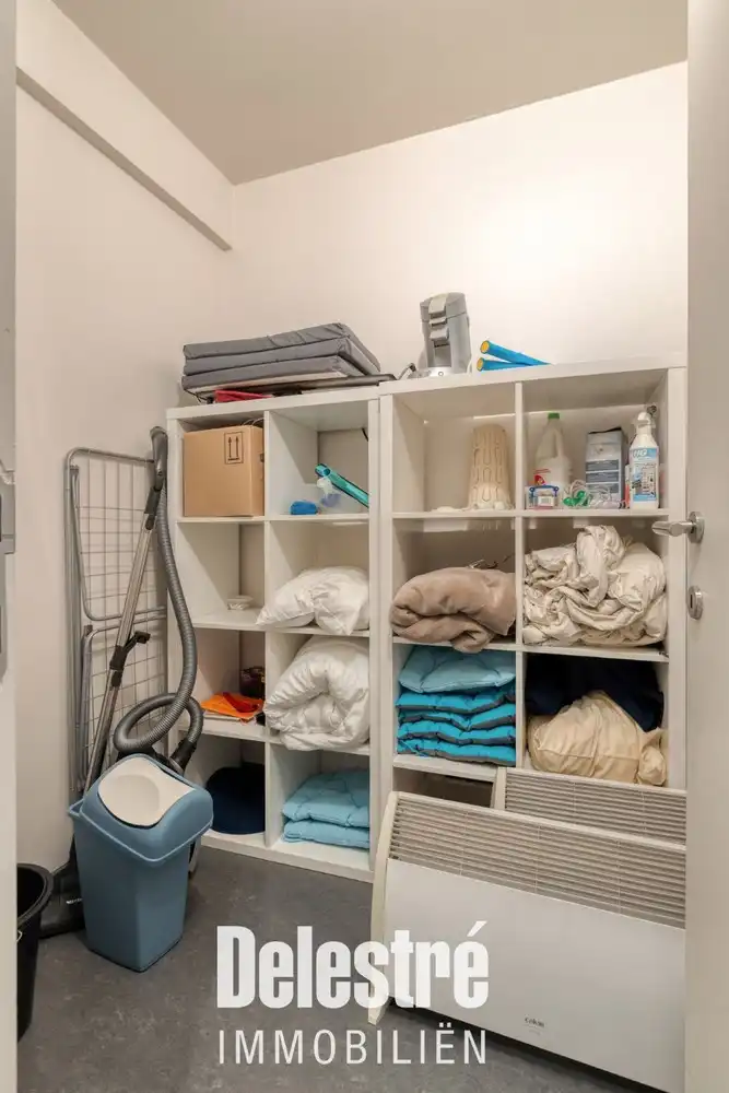 Commerciële topligging met woonst (vakantieappartement) op de Albert I Laan – Residentie Mirhras foto 34