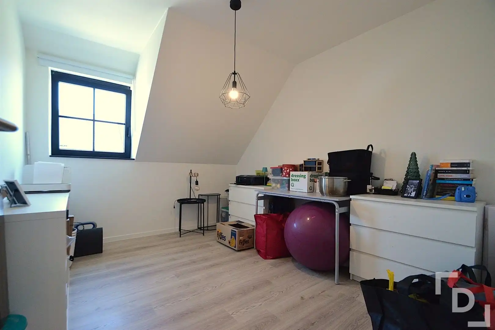 Moderne woning met tuin te huur. foto 15
