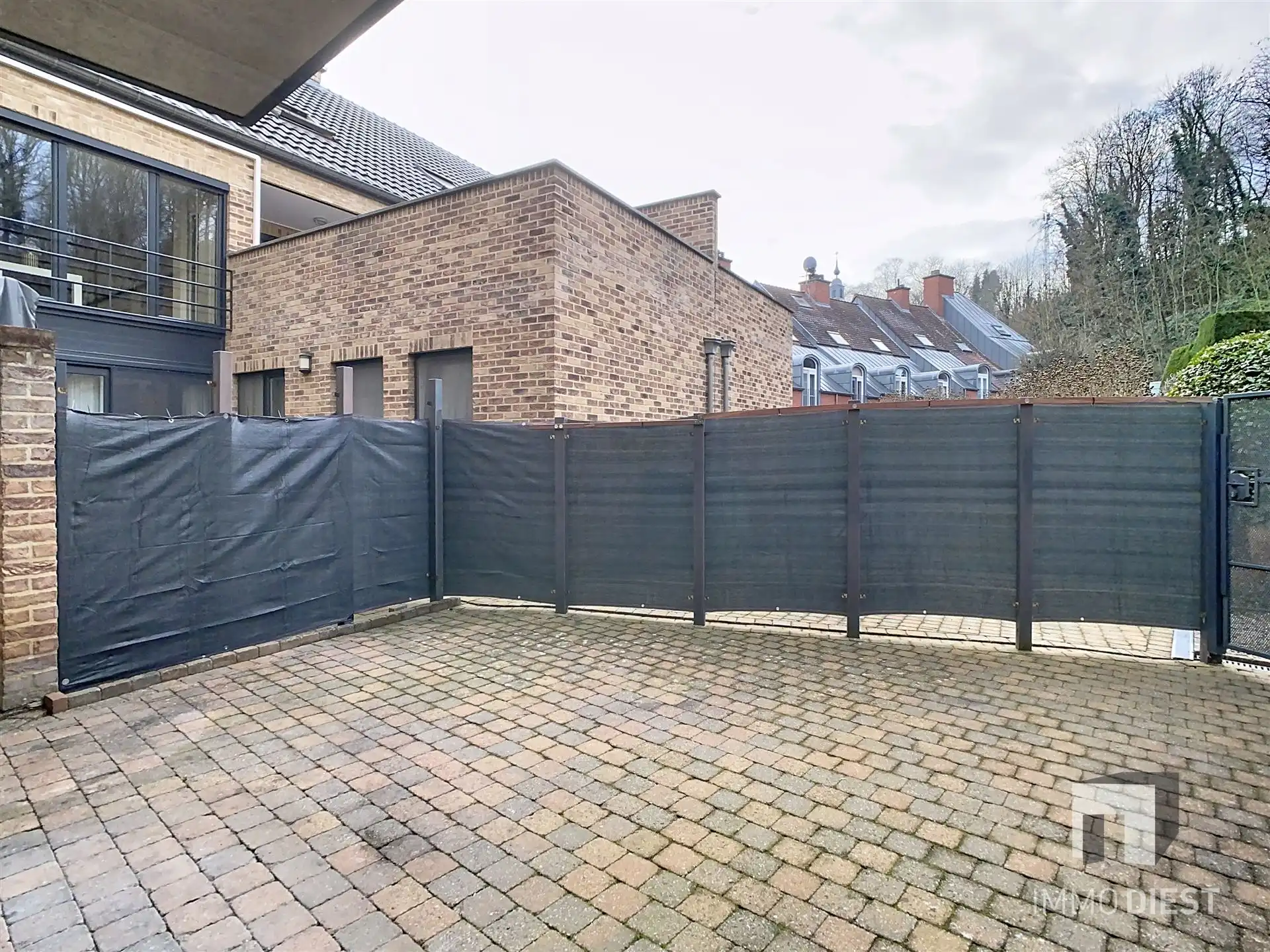 Gelijkvloers appartement met ingesloten koertje foto 12