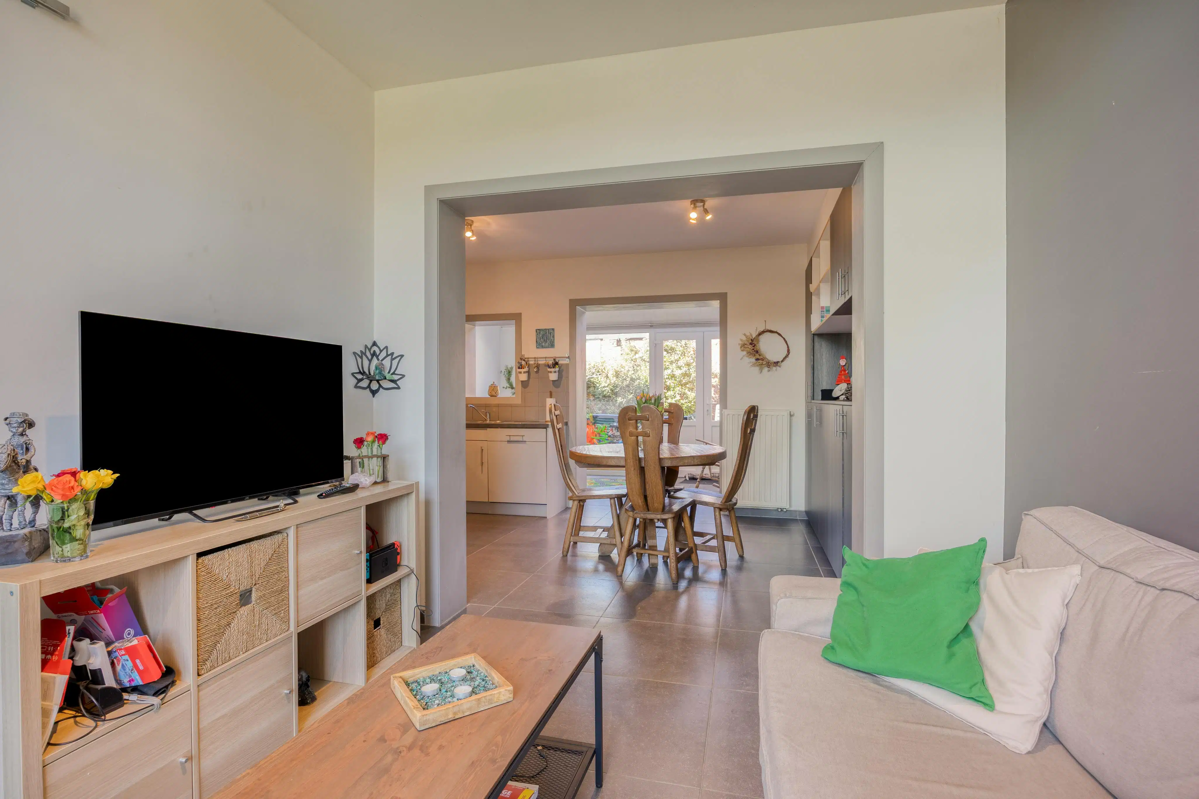 Charmante woning met 2 à 3 slaapkamers te koop te Essen! foto 3