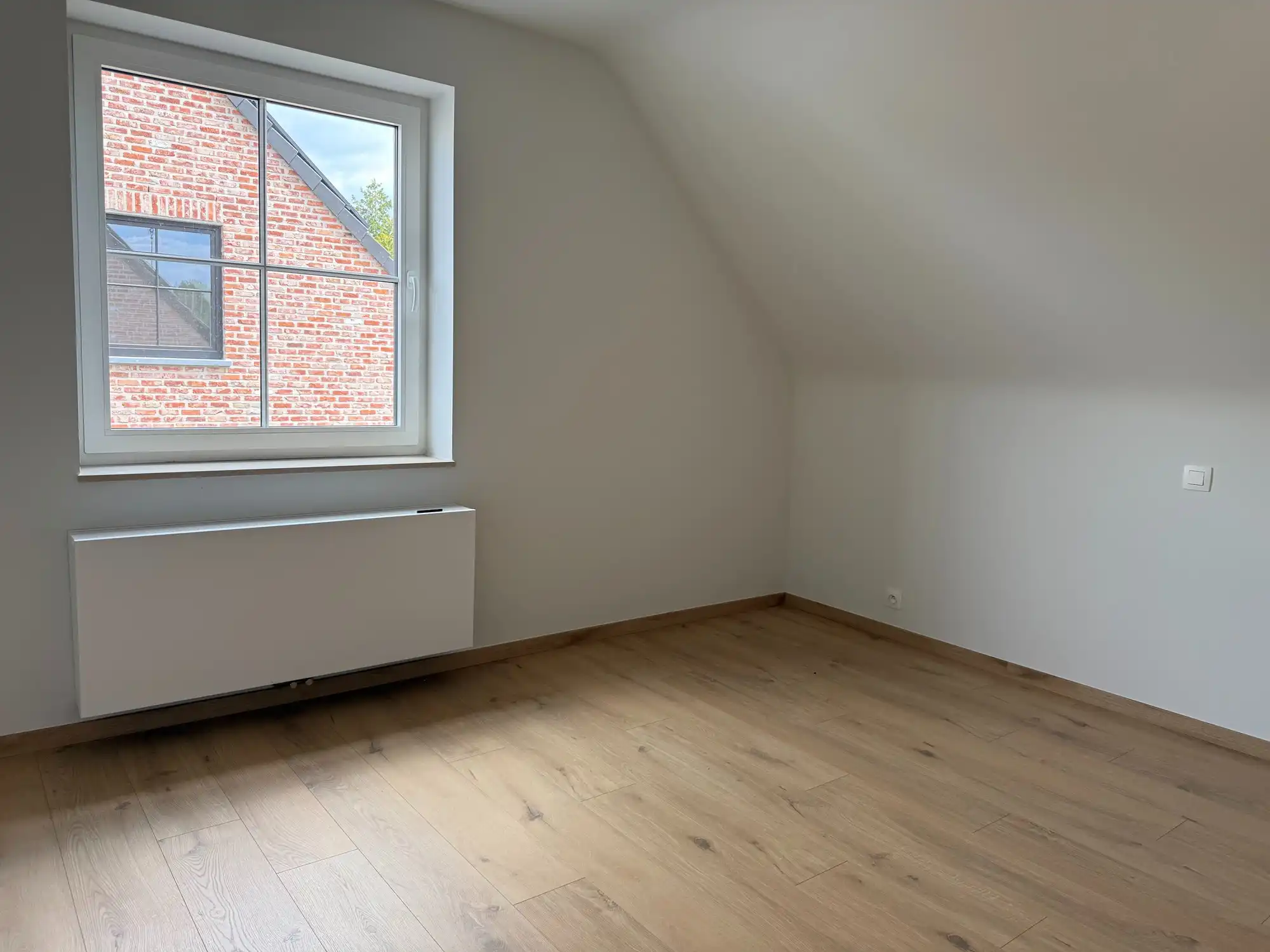 Nieuwgebouwde energiezuinige halfopen woning  | Ritsaard 28 foto 10