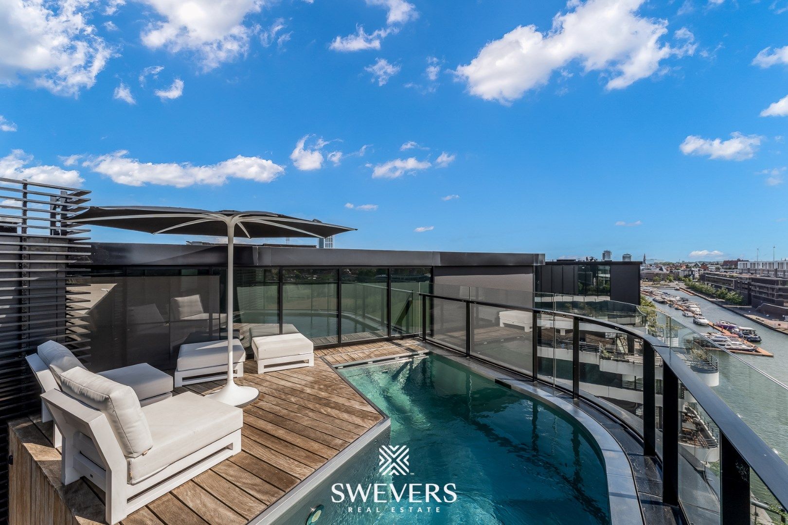 Exclusief penthouse ( 197 m2) met ruim terras ( 187 m2 ) en zwembad in residentie Zuidzicht te Hasselt foto 5