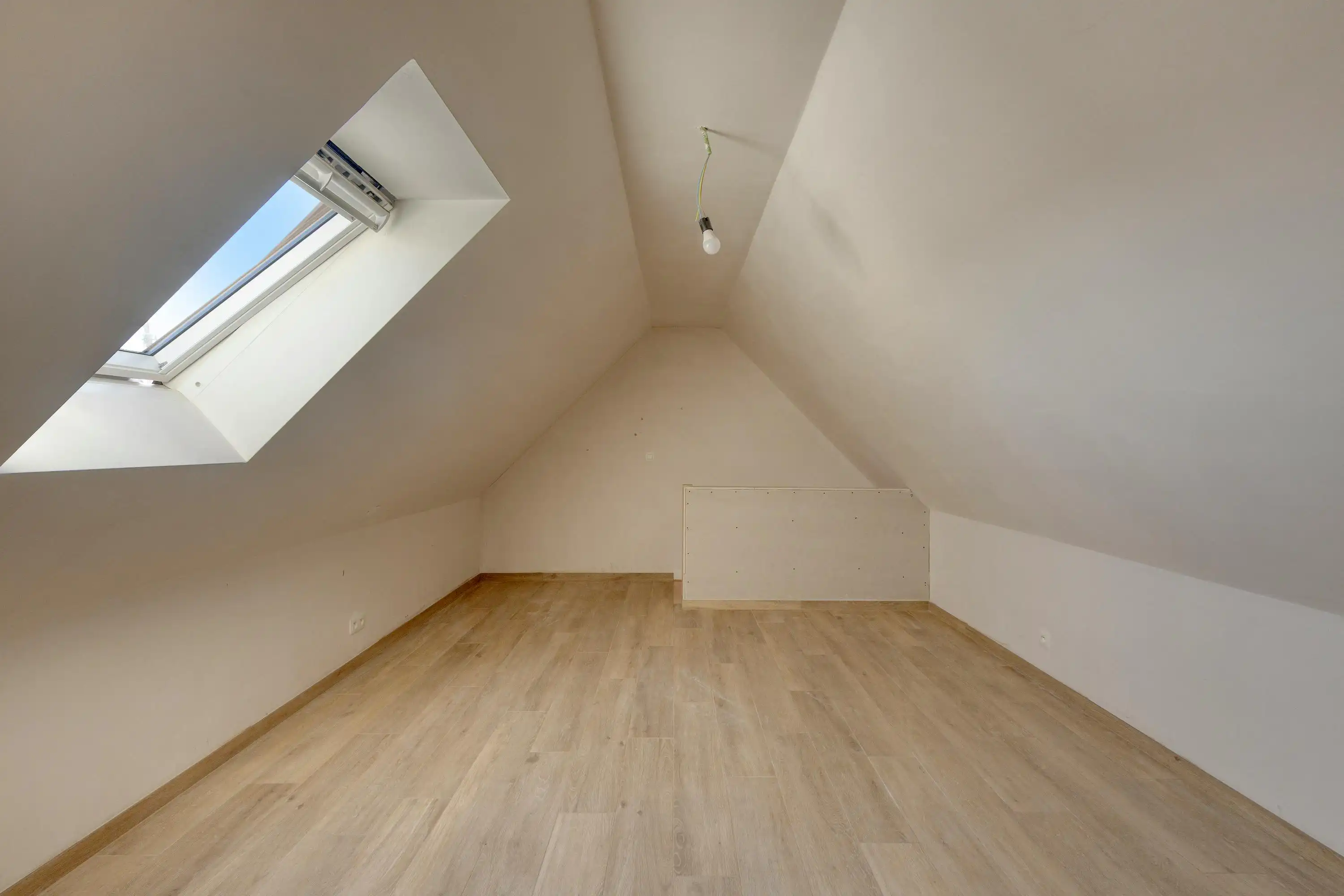 Nieuwbouwappartement met 1 slaapkamer te koop in Waregem foto 9