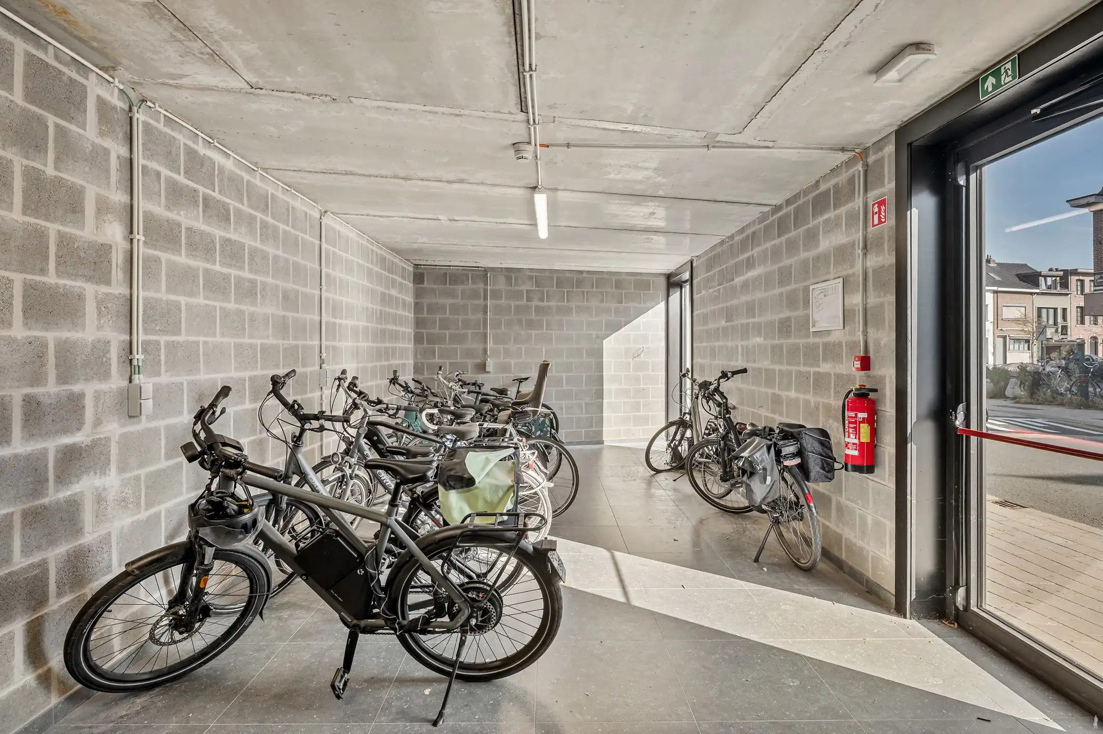 Zeer recente nieuwbouw BEN-woning met tuin én parking. foto 14