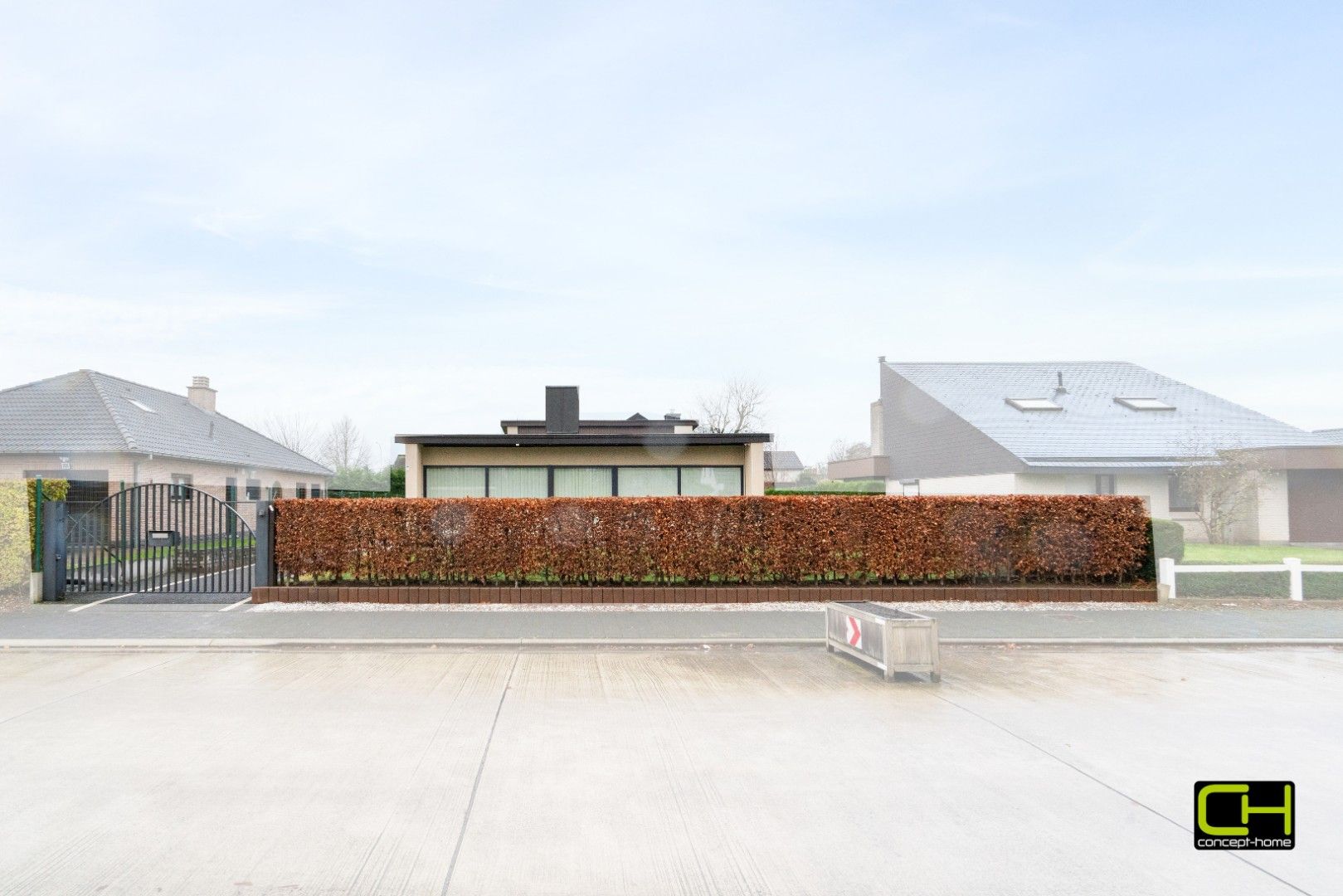 Hoofdfoto van de publicatie: Bungalow woning te koop met drie slaapkamers in Lievegem