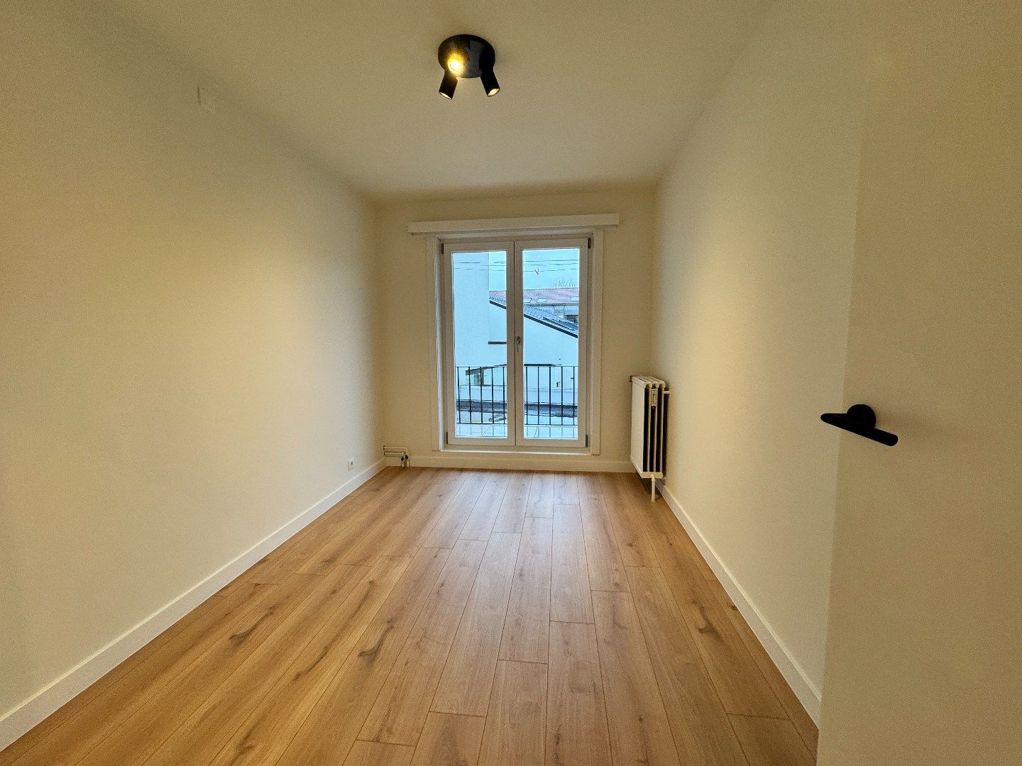 Volledig vernieuwd appartement op de eerste verdieping nabij het begijnhof met zuidgericht terras foto 6