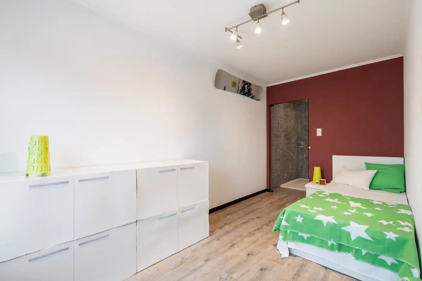 Lichtrijk tweekamerappartement in Bevegem ! foto 6