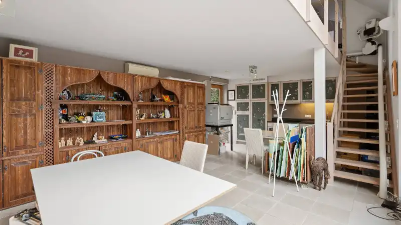 Landhuis van 269m² op 15 are met praktijkruimte/kantoor of kangoeroewoning foto 19