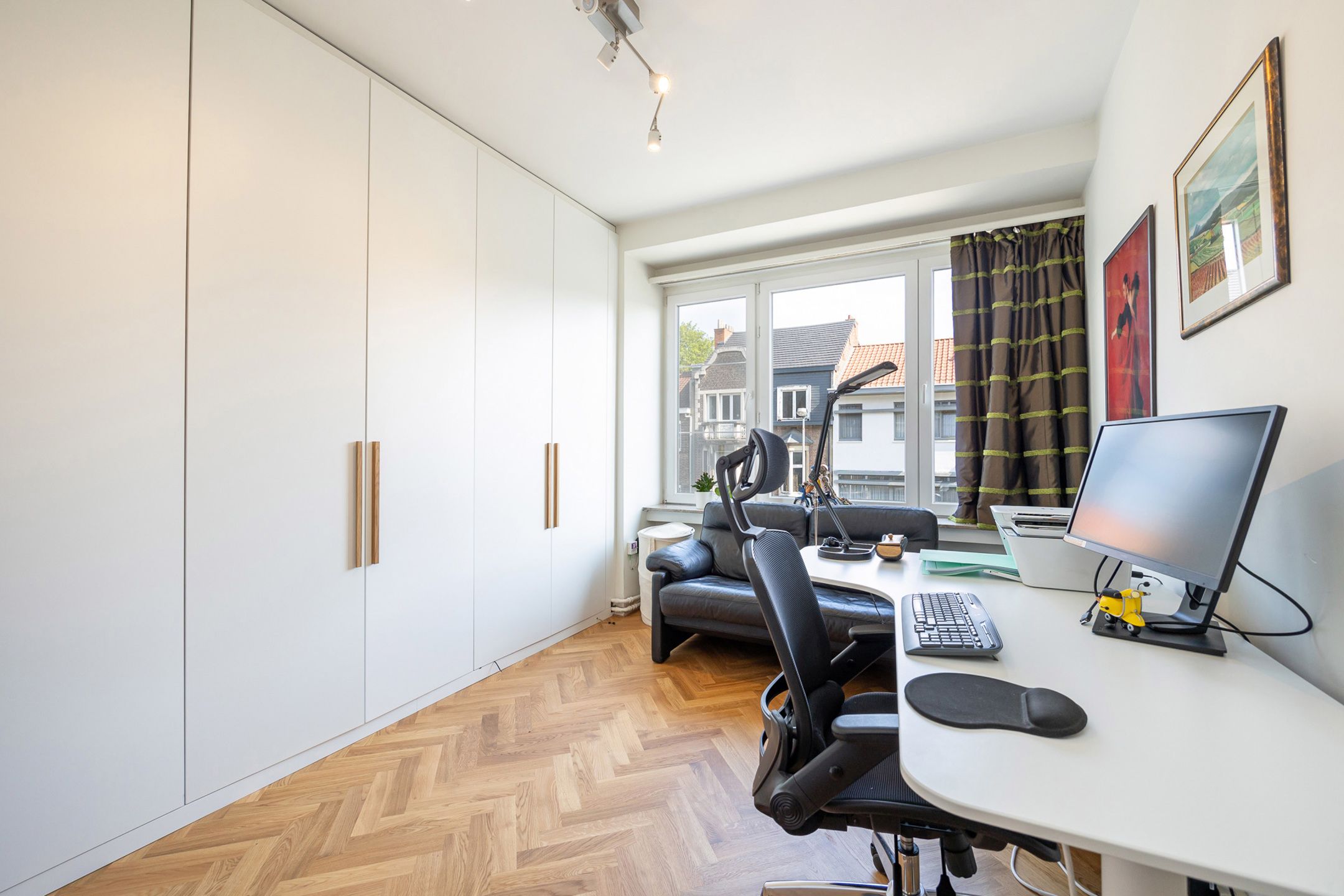 BERCHEM - Zonnig appartement in Pulhofbuurt foto 7