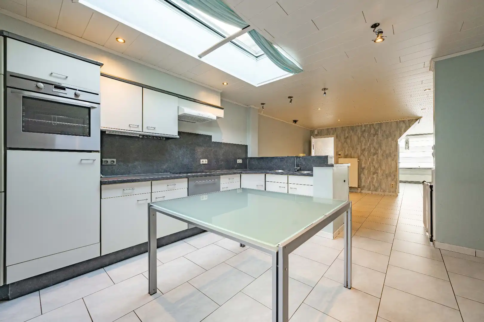 INSTAPKLARE WONING MET 3 SLAAPKAMERS OP CENTRALE LOCATIE TE ROESELARE foto 11
