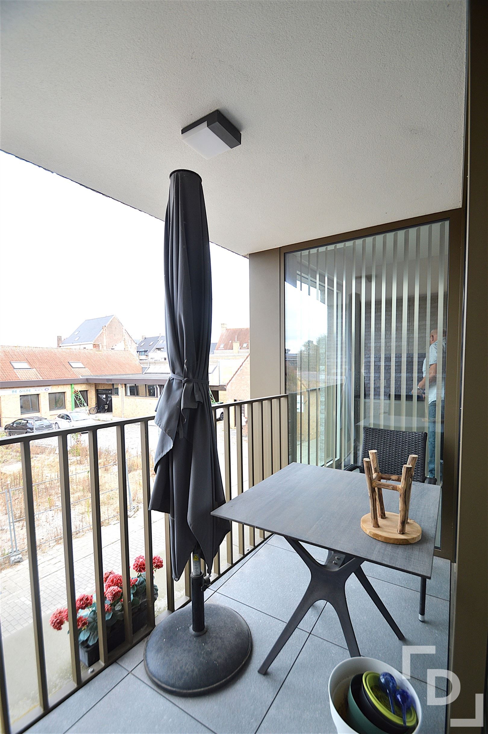 Appartement te huur in centrum Poperinge met staanplaats. foto 12