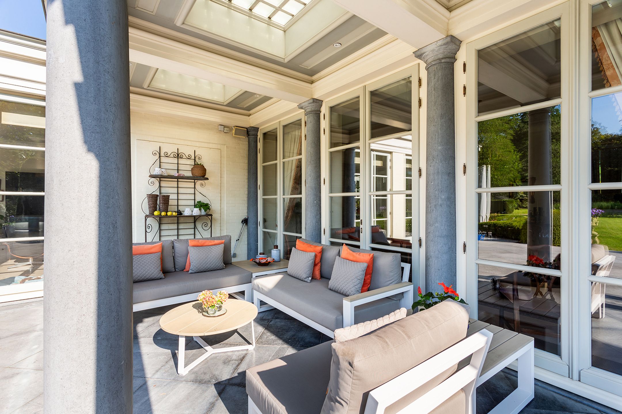 Exclusieve villa op 1.1ha met binnenzwembad, spa en lift  foto 20