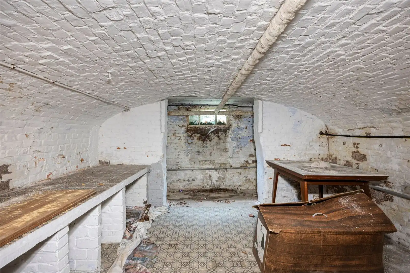 Woning met tuin en Loods Te renoveren  foto 24