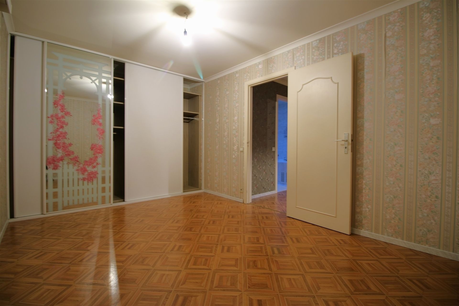 BEL-ETAGE woning met tuin in het centrum foto 14