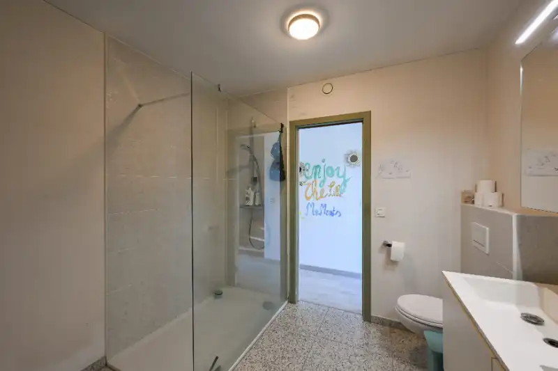 RECENTE ENERGIEZUINIGE RIJWONING MET 3 SLAAPKAMERS AAN DE VAART - FORT 9 foto 8