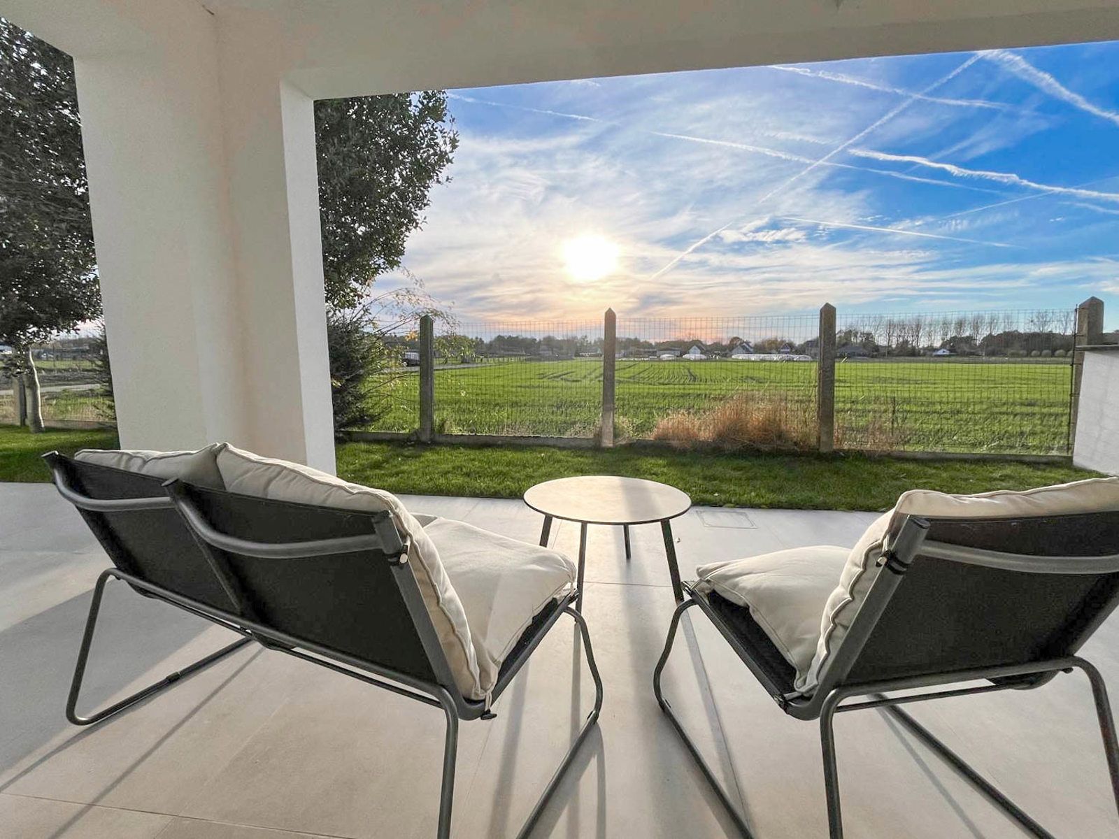 Fantastisch gelegen, compleet gerenoveerde half open bebouwing te Londerzeel foto 30