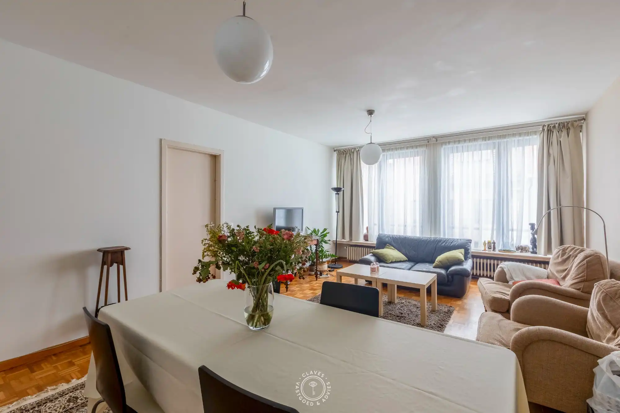 Appartement met 2 slaapkamers nabij Stationsstraat foto 3