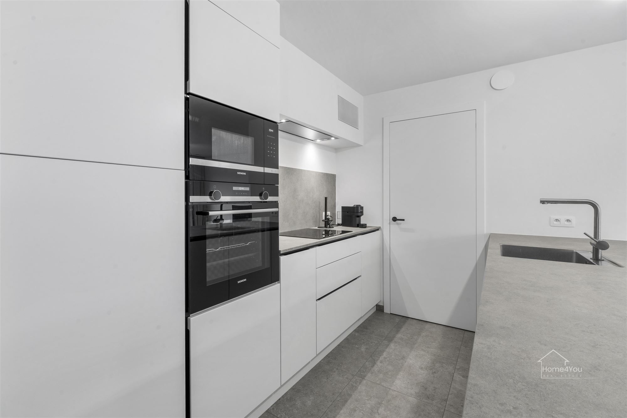 Zeer ruim 3 slaapkamer appartement (2023)  foto 6