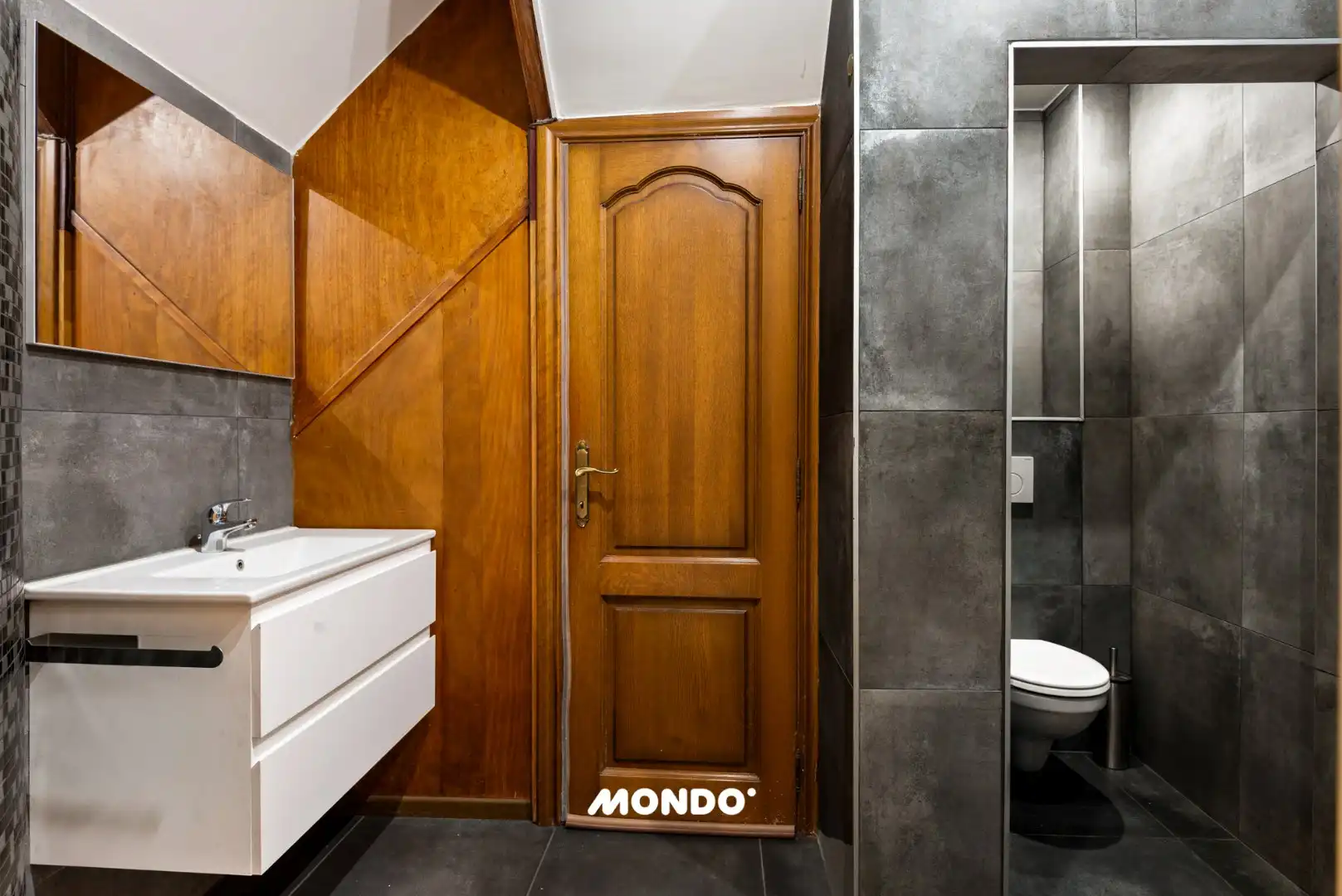 Royale woning, met tuin en garage in het groene Laken foto 15