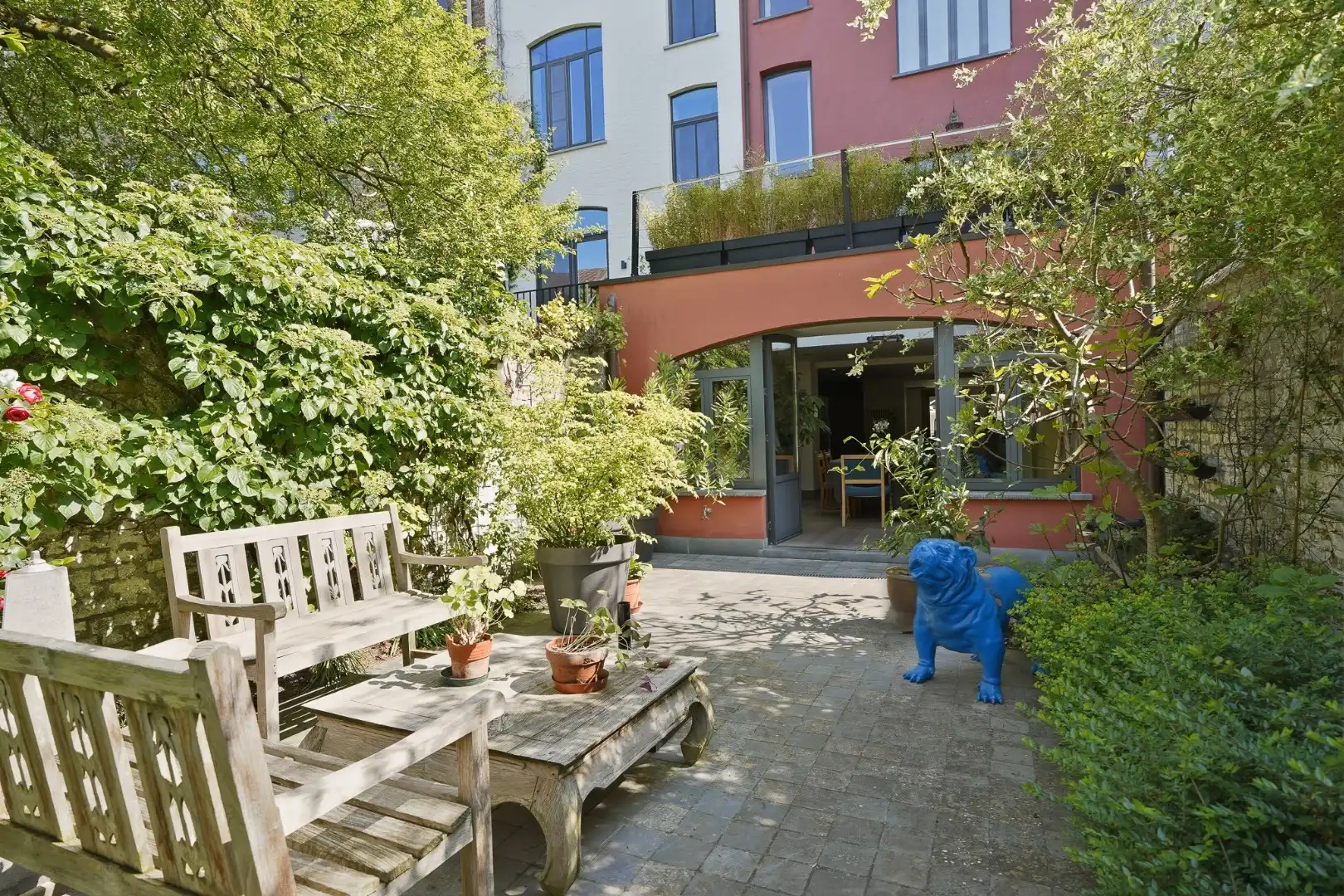 Exclusief gerenoveerd burgerhuis met zonnige stadstuin! foto 9
