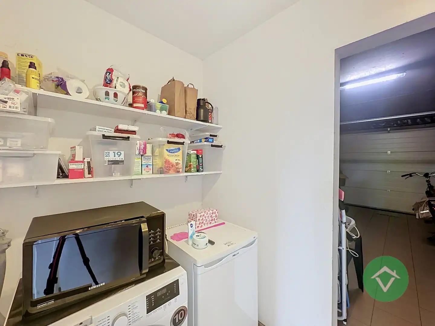 Recente gezinswoning met 3 slaapkamers, garage en landelijk uitzicht te huur in Eernegem foto 8