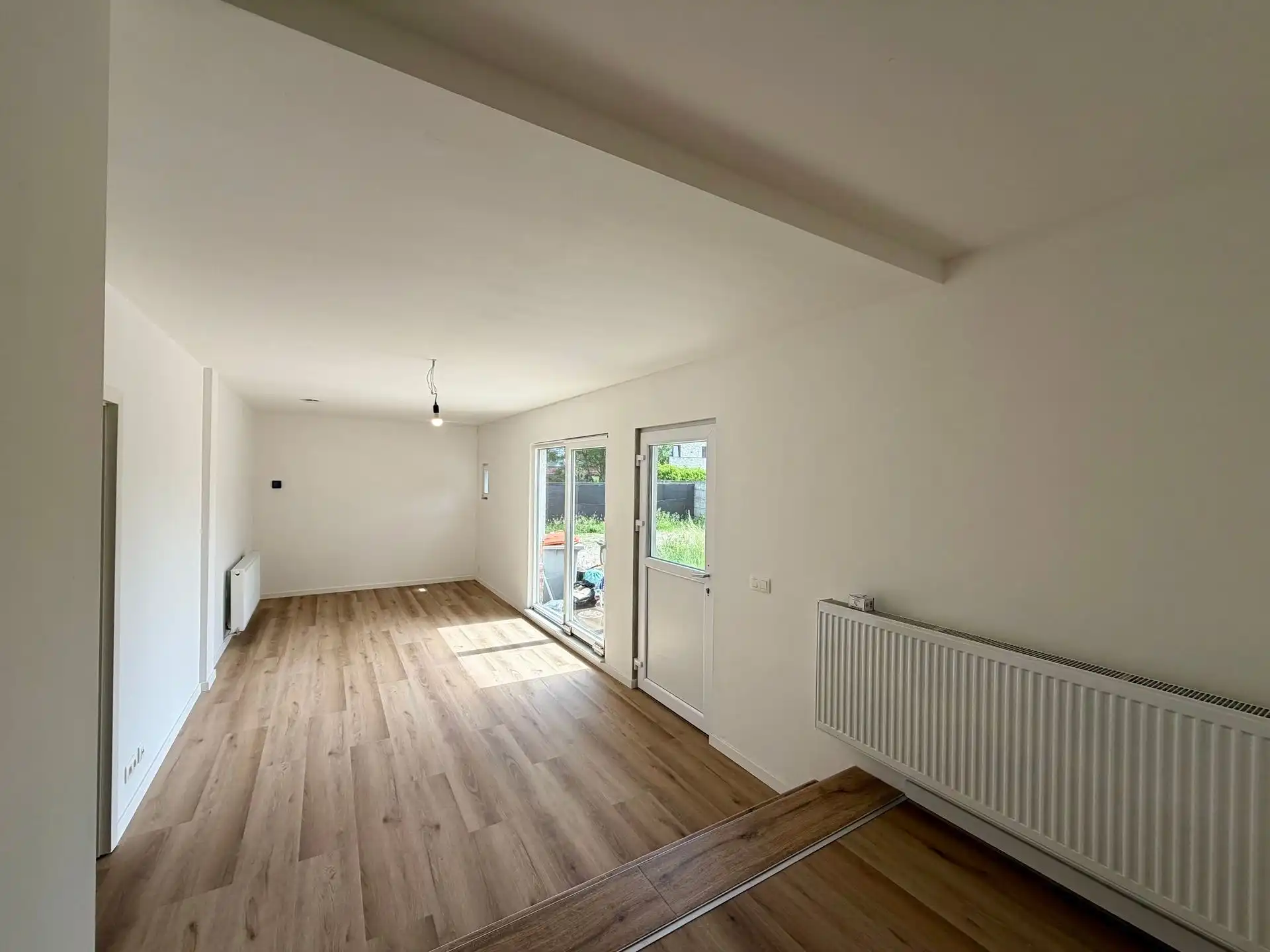 Volledig vernieuwd en instapklaar gelijkvloers appartement met 2 slaapkamers. foto 14