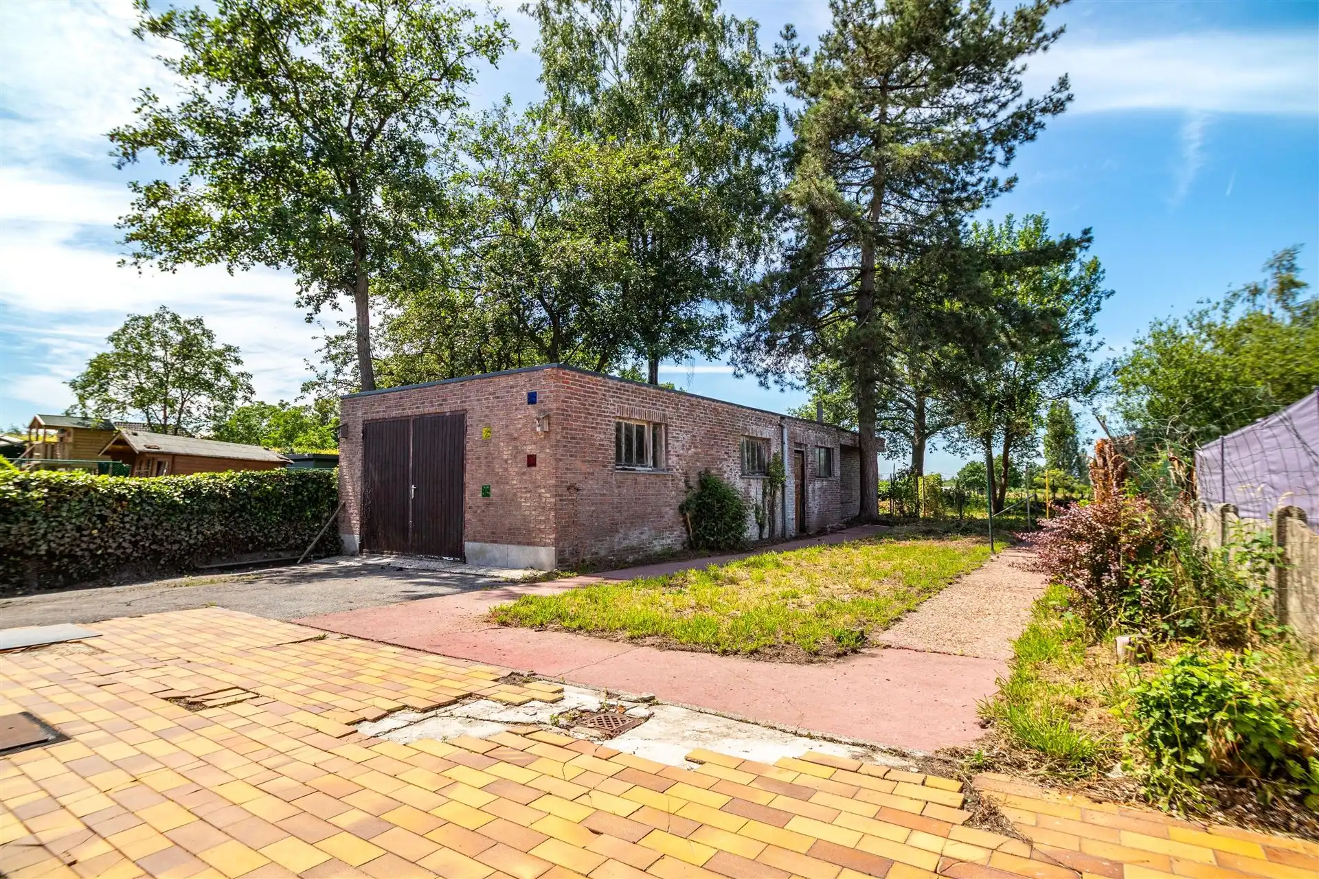 Statige woning met vrij uitzicht & vergund bijgebouw foto 17