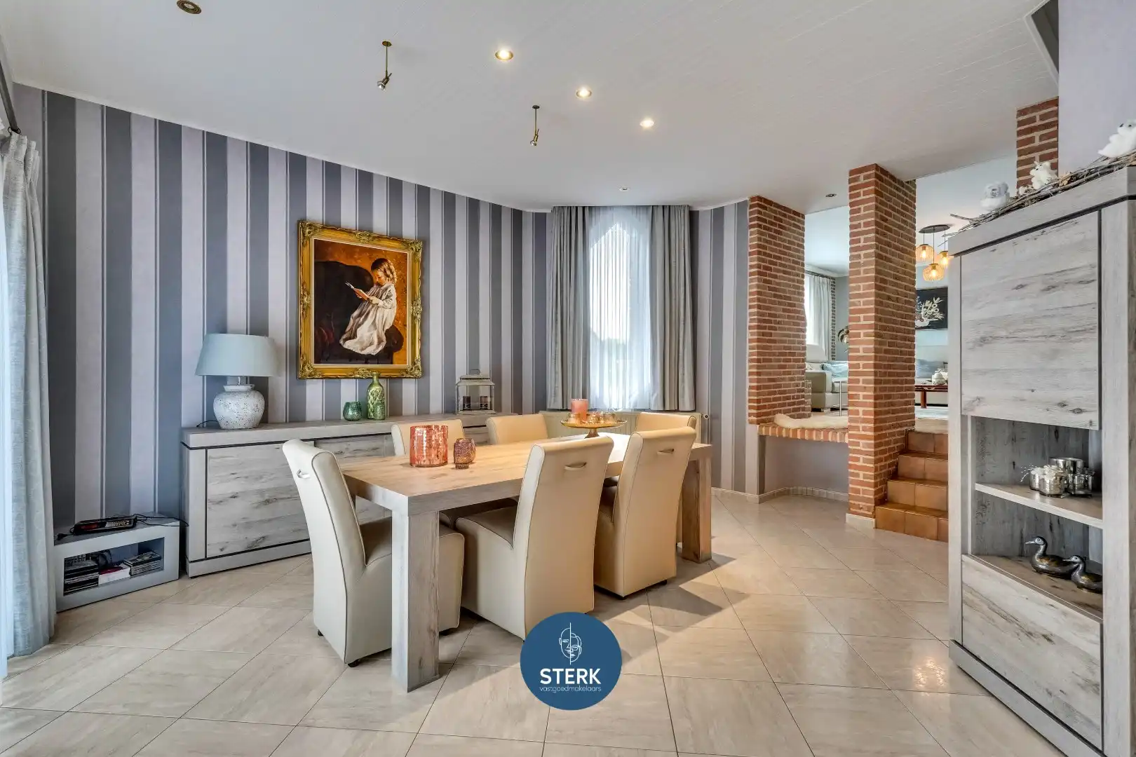 GEZINSWONING MET EEN BEWOONBARE OPP. VAN 311 M² TE VELDWEZELT-LANAKEN !  foto 8