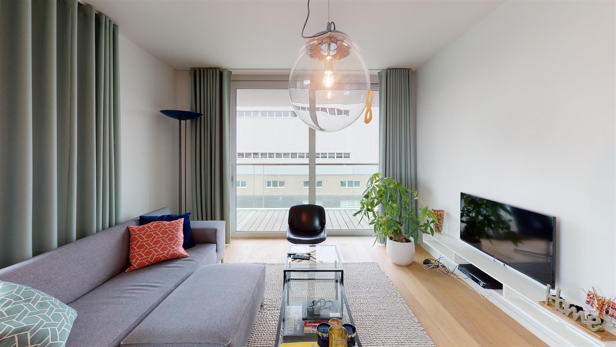 ANTWERPEN - 2 slaapkamer appartement met ruime terrassen foto 2