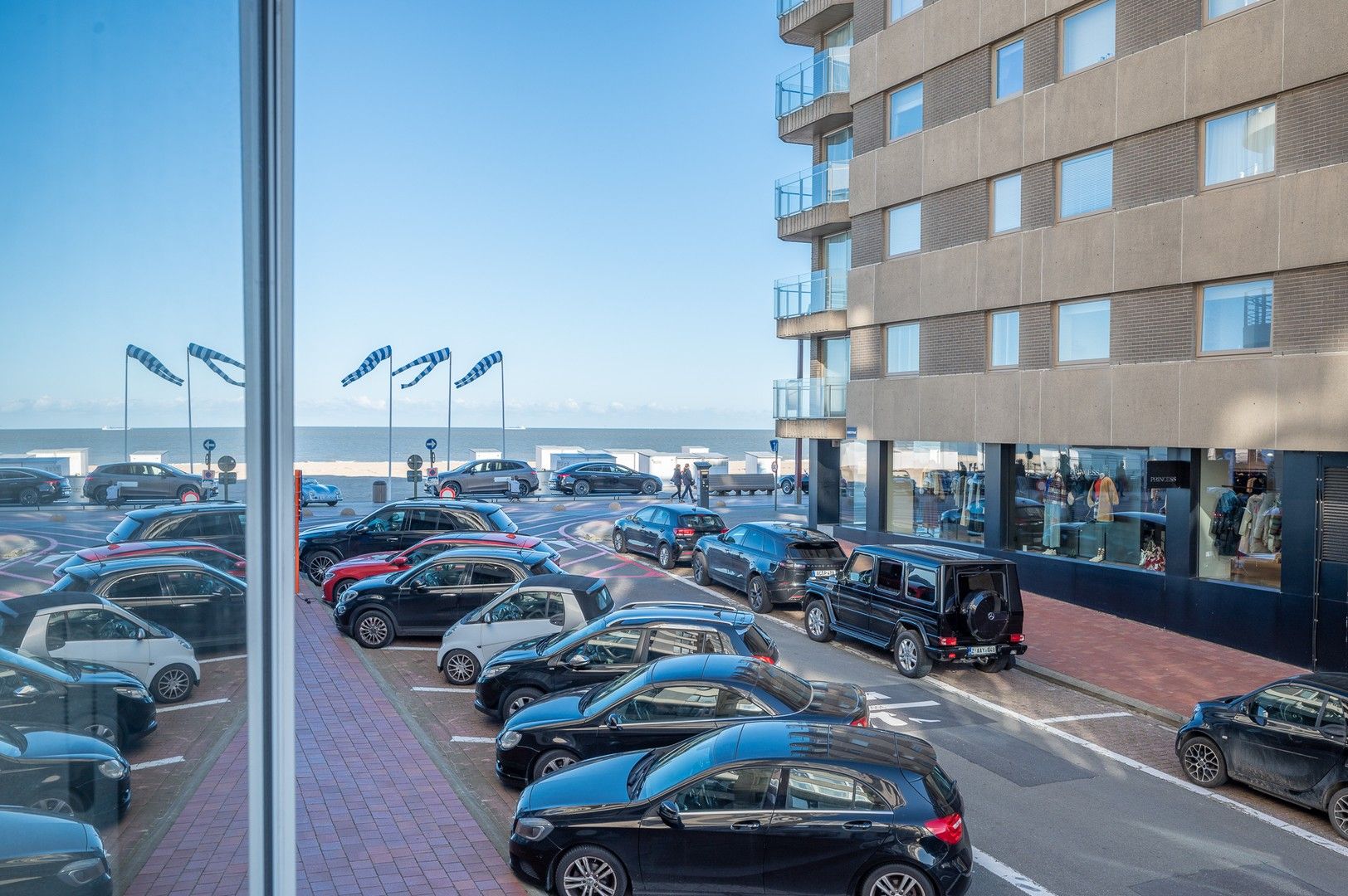 ()=>{if(producerUpdateValueVersion(node),producerAccessed(node),node.value===ERRORED)throw node.error;return node.value} Ebbestraat 5/1.1 - 8300 Knokke-Zoute