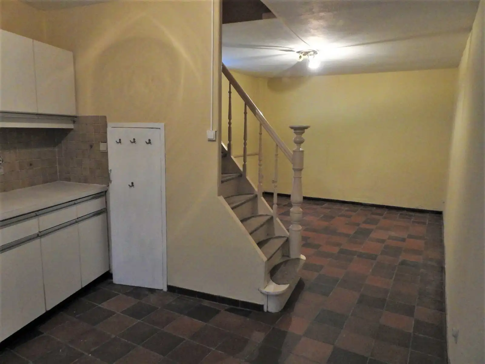 Kleine, 1 slaapkamer stadwoning foto 6