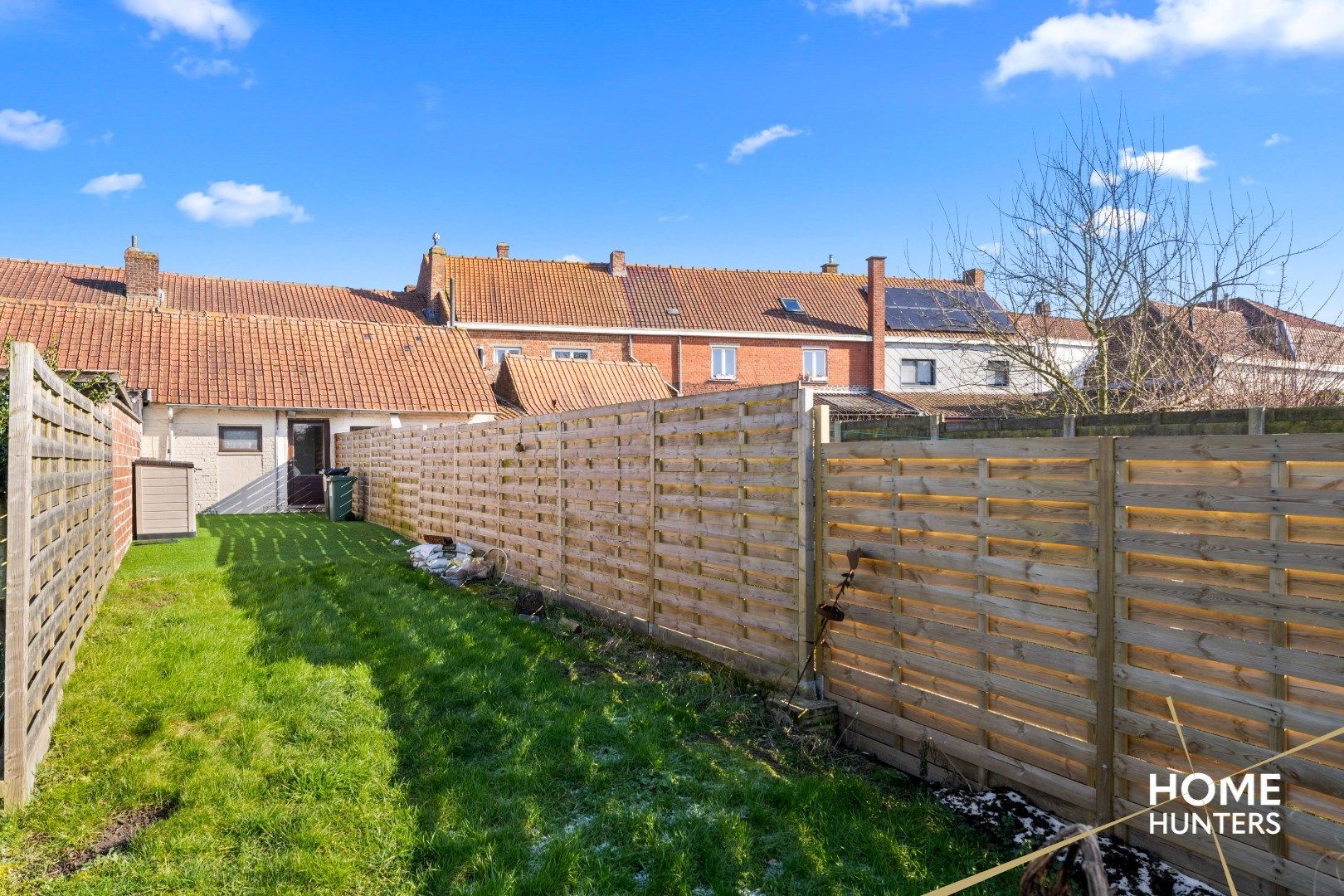 Praktische woning met 2 slaapkamers en uitgestrekte tuin in het rustige Wijtschate foto 13