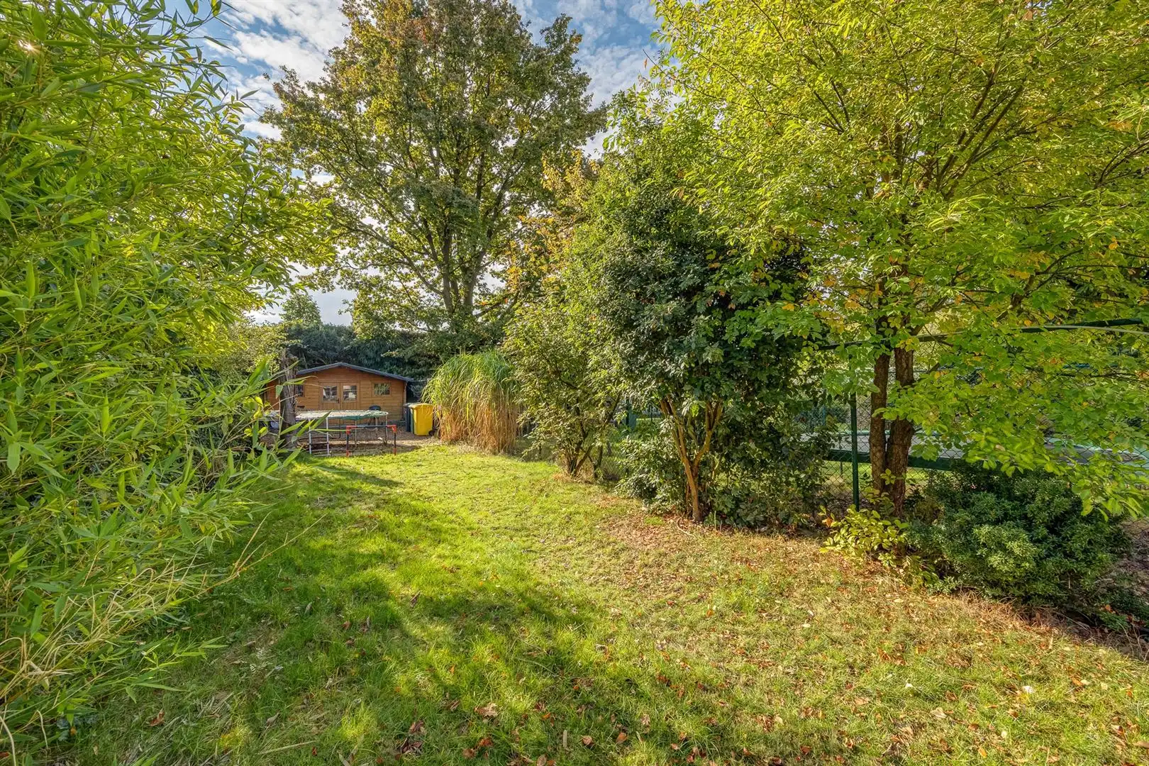 Ruime woning met zuid tuin op toplocatie in de "Bomenwijk". foto 21