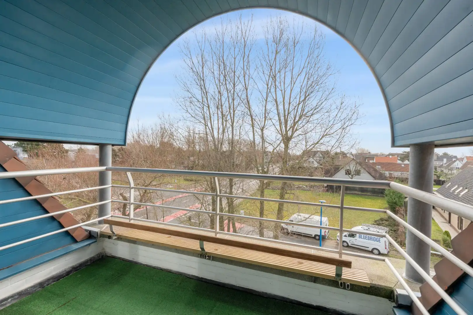 RUIM DUPLEX APPARTEMENT MET 4 SLAAPKAMERS foto 6