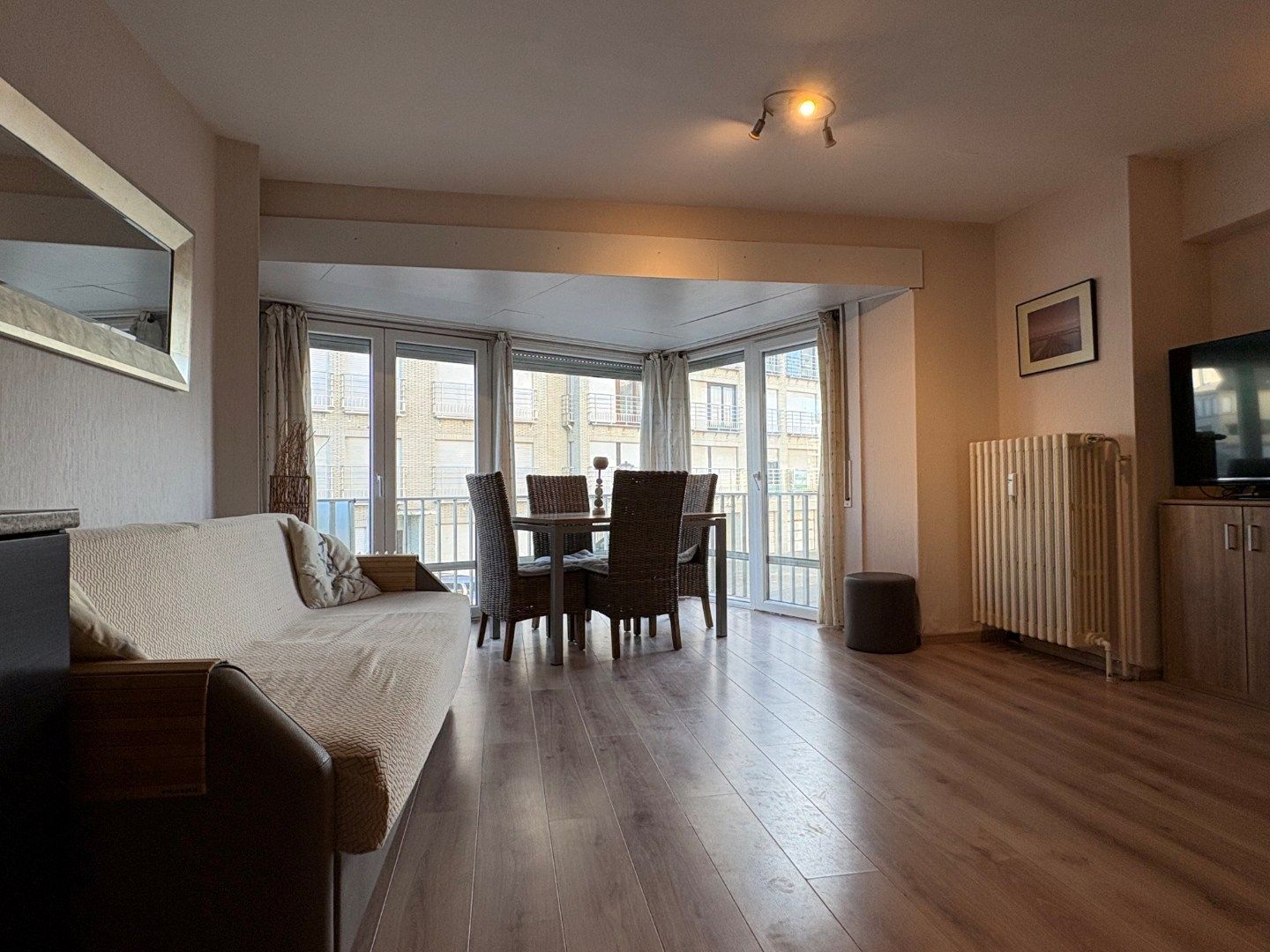 Instapklaar en gezellig appartement aan zee - eerste verdieping met lift  foto 2