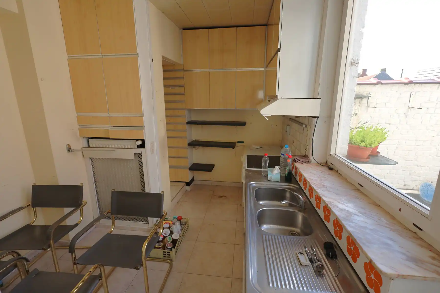Te renoveren eigendom in het centrum van Ninove foto 11
