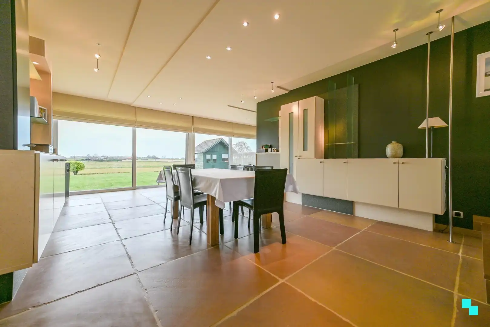 Charmante alleenstaande villa met prachtig landelijk uitzicht en ruime tuin foto 7