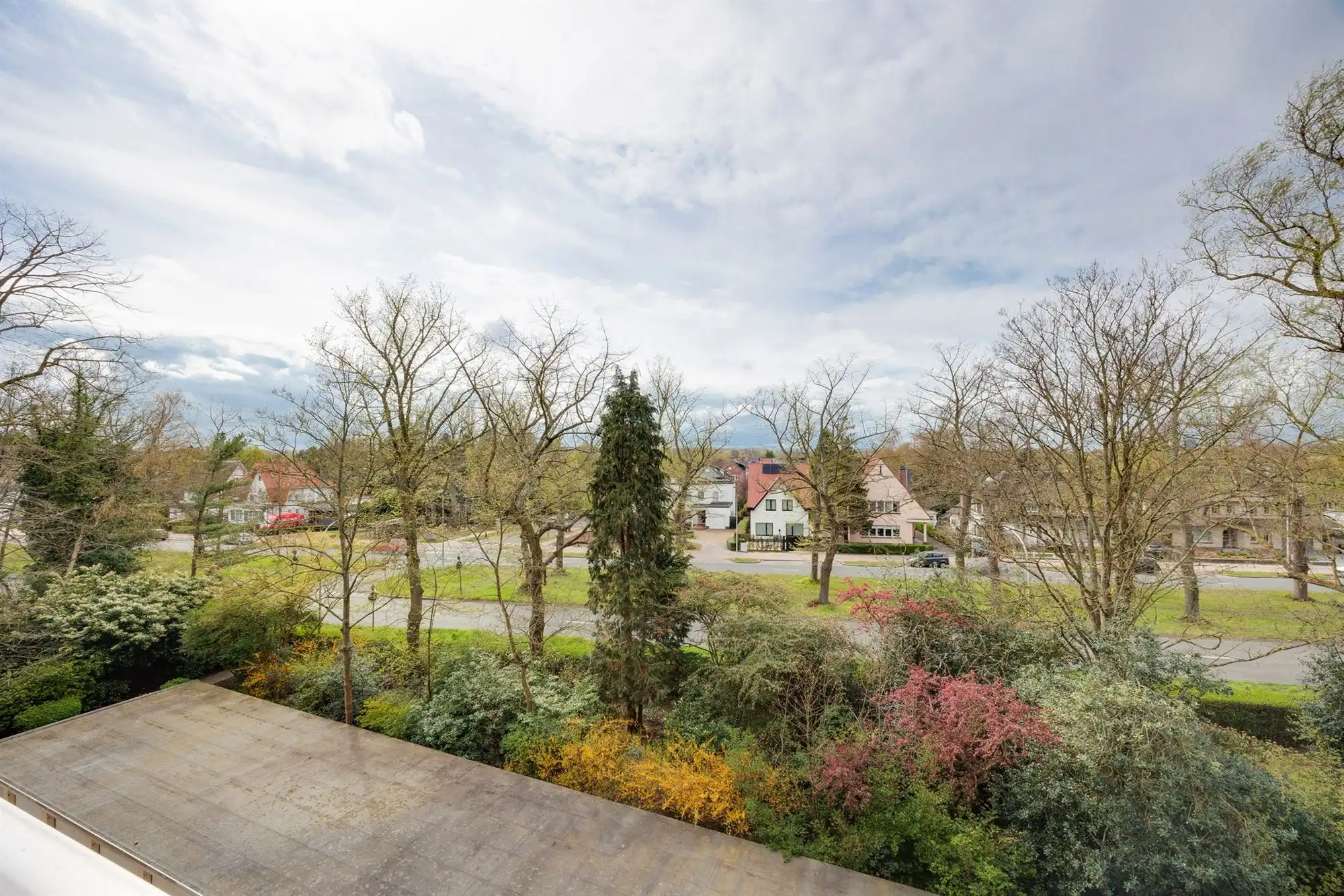 Gerenoveerd 1-slaapappartement met terras te Edegem foto 14