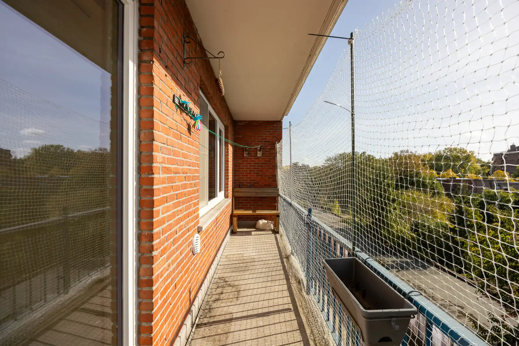 RUIM HOEKAPPARTEMENT MET 3 SLAAPKAMERS & TERRAS foto 13