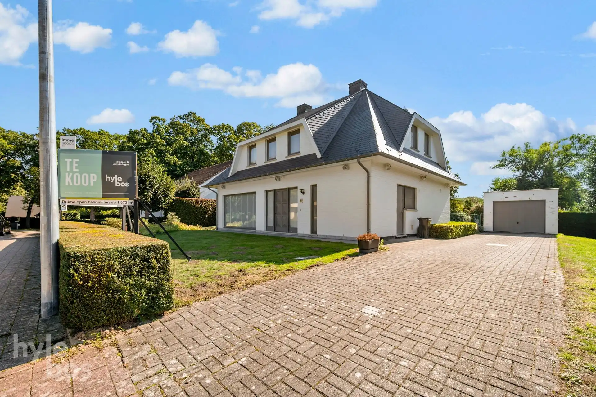 Ruime open bebouwing op 1.073 m² in rustige woonwijk foto 2