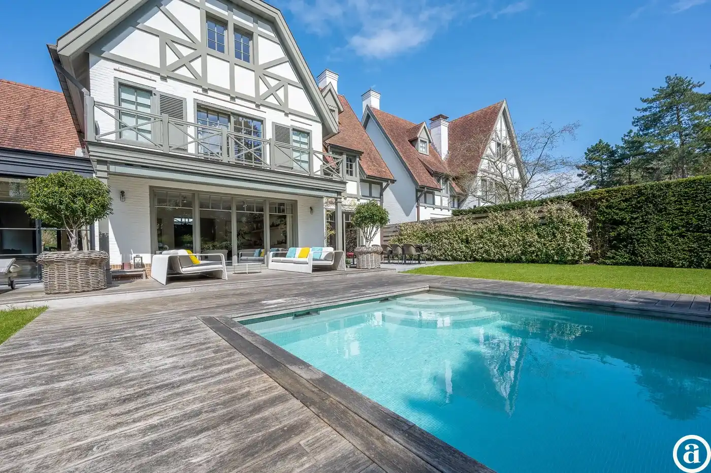 Prachtige villa met zwembad rustig gelegen in een paadje in hartje Zoute. foto 21